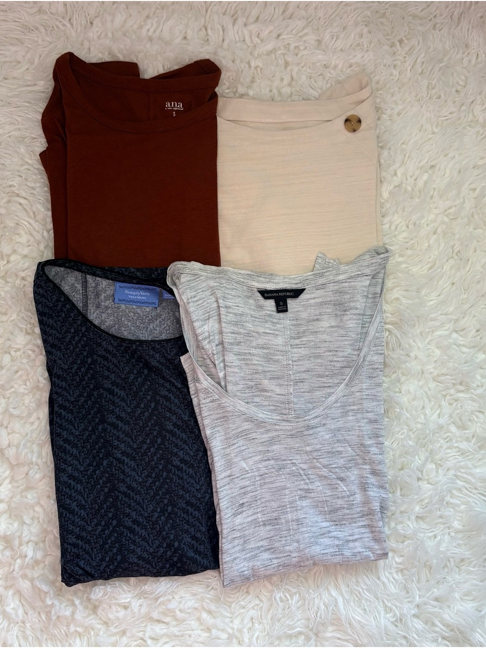 ✨ CAPSULE WARDROBE DEAL ✨ 4-Piece Fall Layering Top Bundle (Size S) 